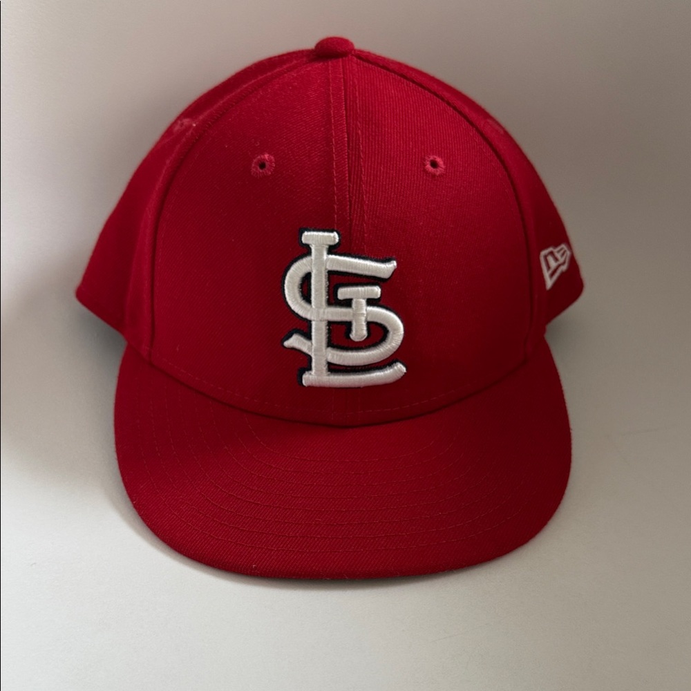 St Louis Cardinals (New Era Red) Fitted Cap SIZE 7 - good!
